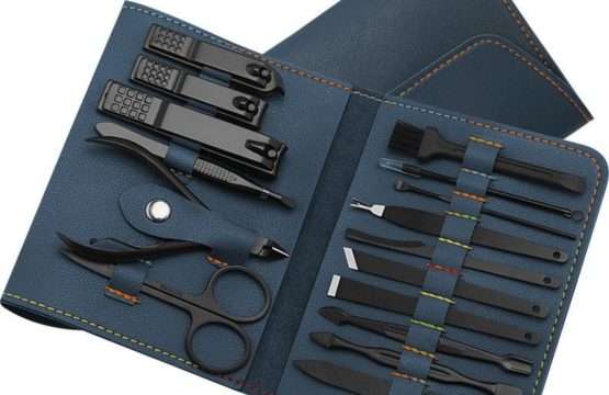 Kit Manucure Pédicure - 16 outils - Etui en Cuir - Bleu